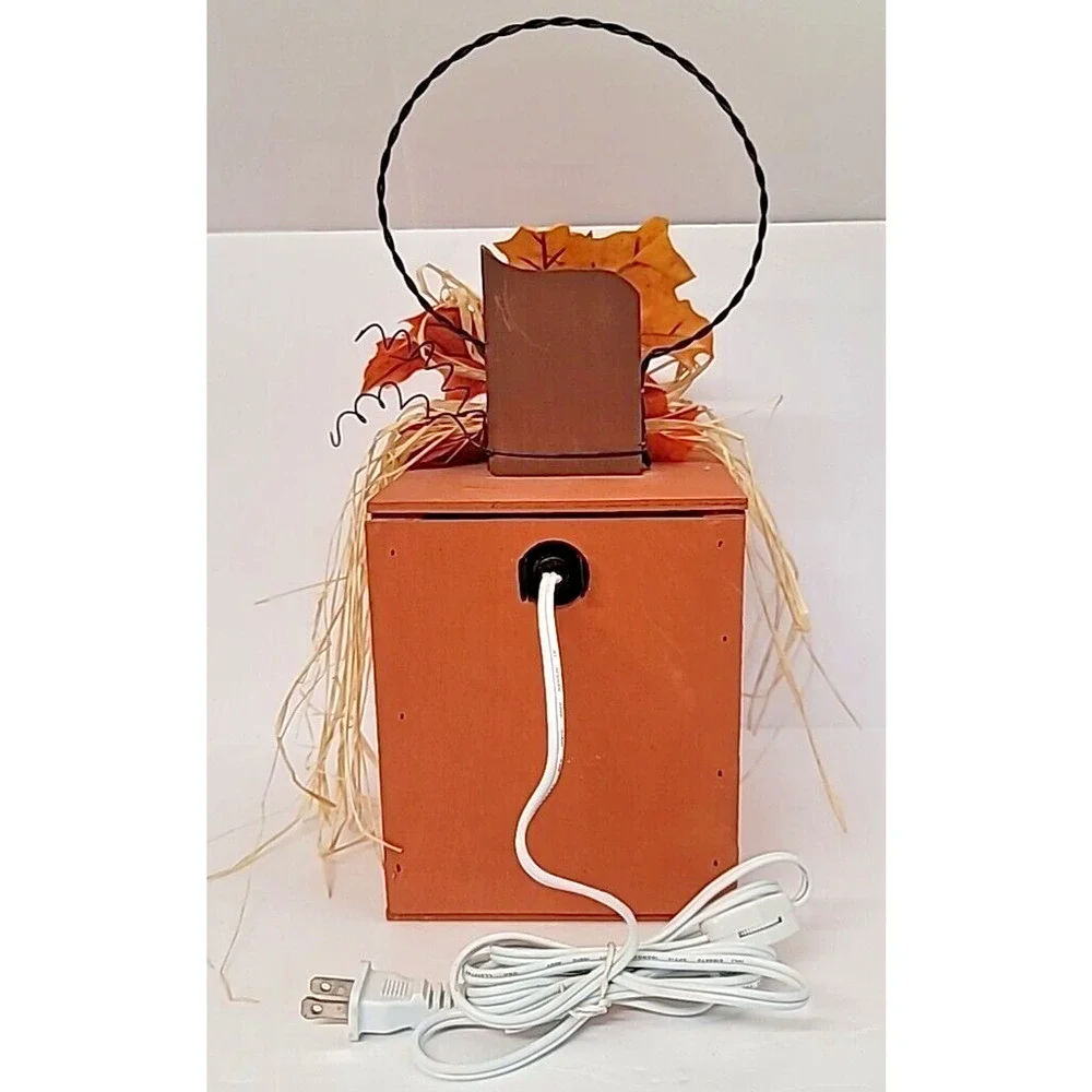 Halloween/Fall Wood Square Jack-O-Lantern Light Up w/ Cord Hang‎ or Table Top